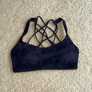 Brand New Lululemon free to be wild dark camo bra, Pads included, Size 6